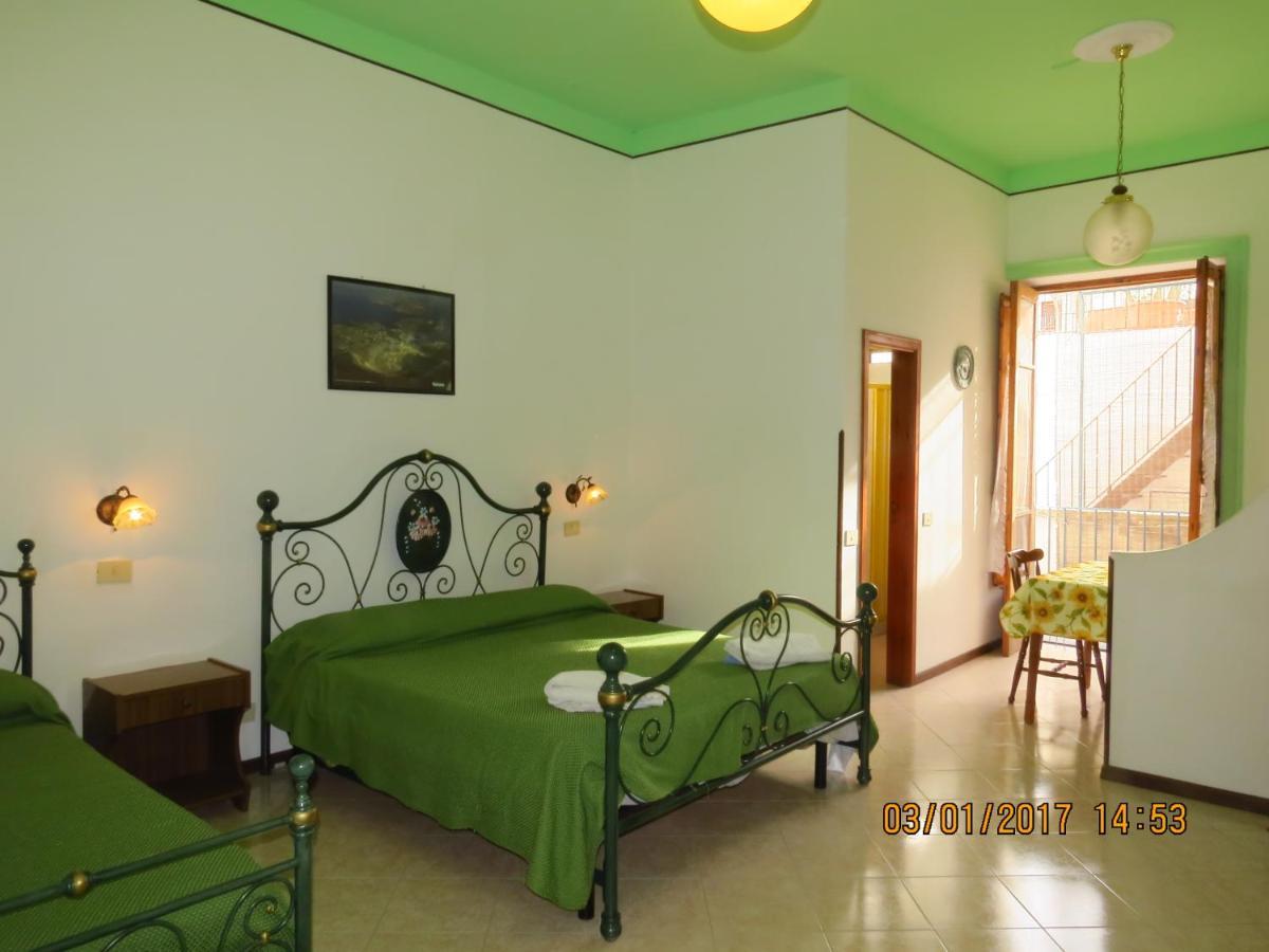Casa Vittorio B&B Lipari  Zewnętrze zdjęcie