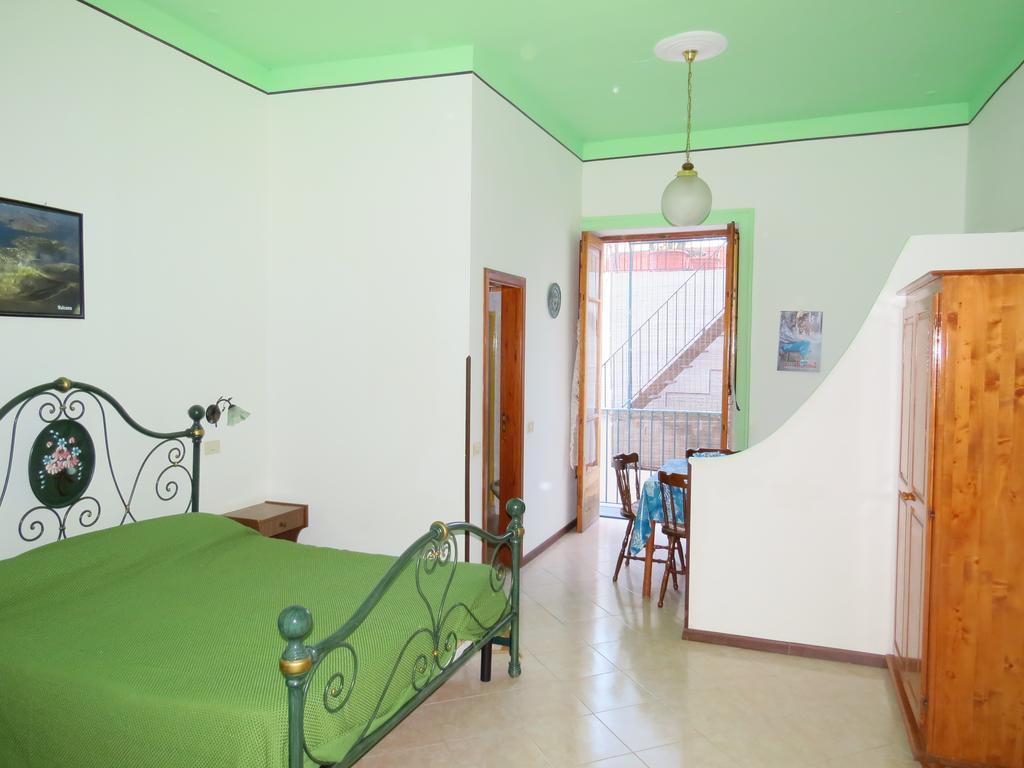 Casa Vittorio B&B Lipari  Zewnętrze zdjęcie