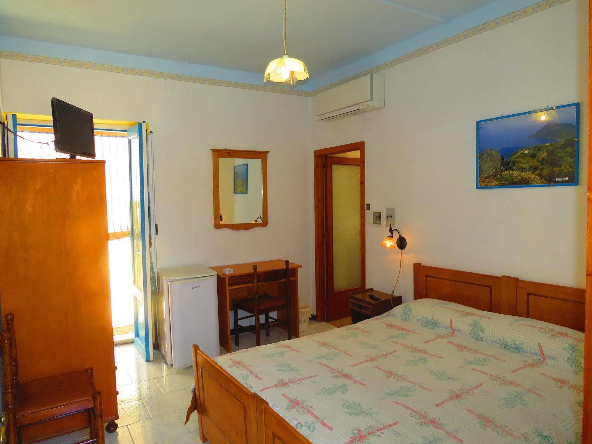 Casa Vittorio B&B Lipari  Zewnętrze zdjęcie