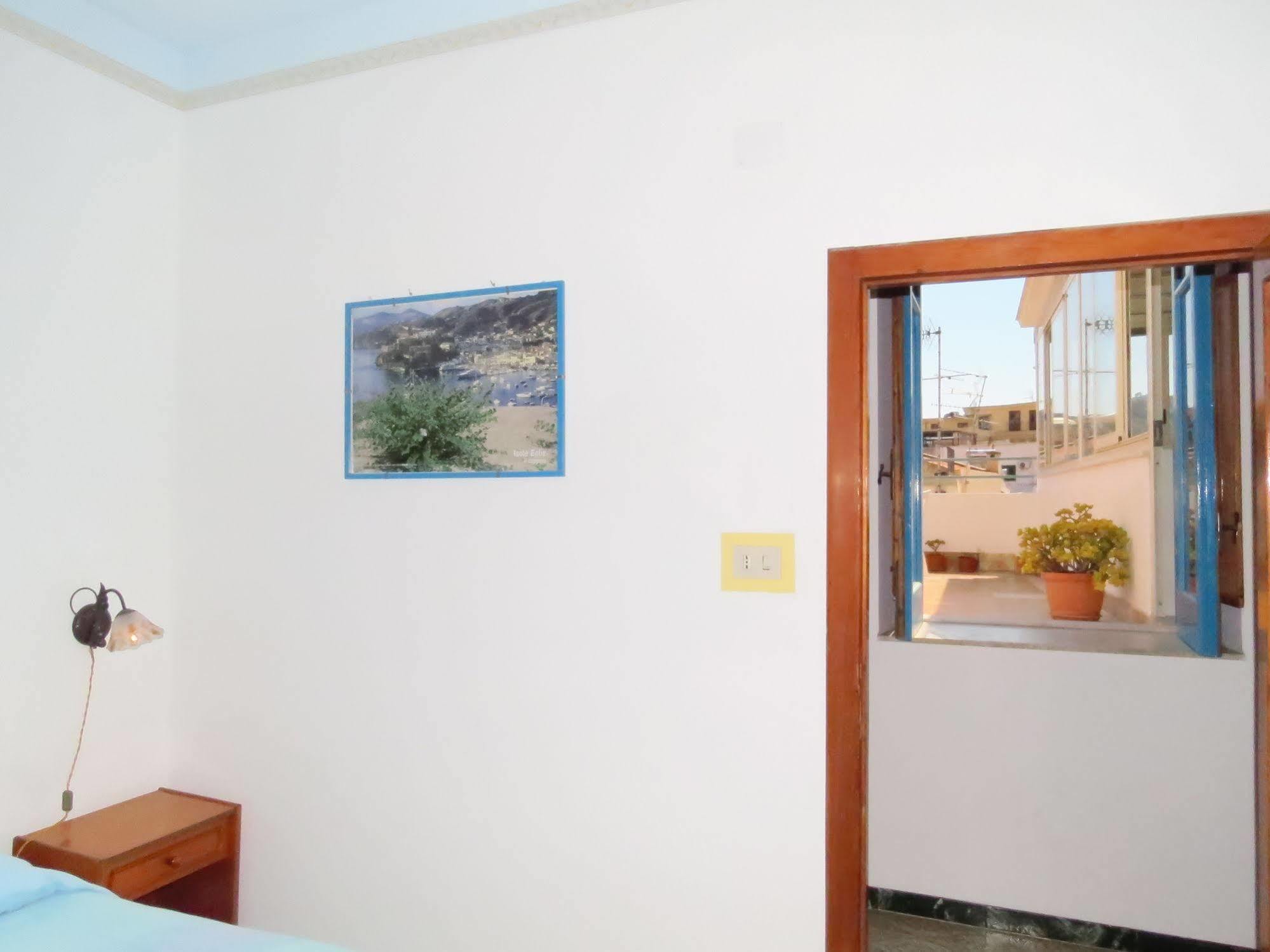 Casa Vittorio B&B Lipari  Zewnętrze zdjęcie